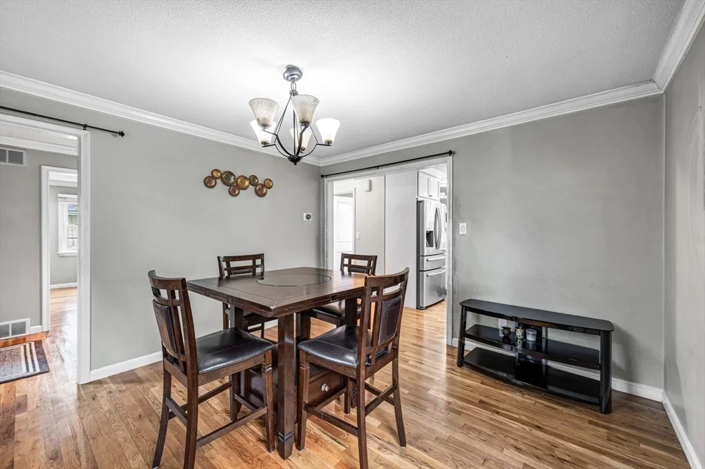 Photo of 18 Blokland Dr