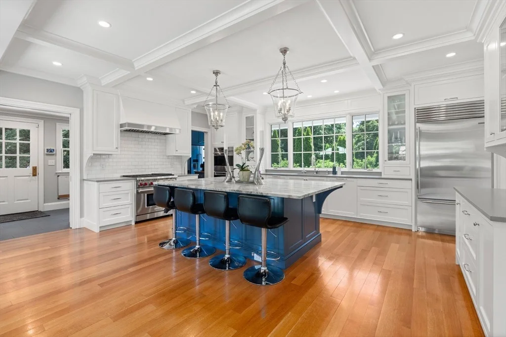Photo of 10 Burnham Rd