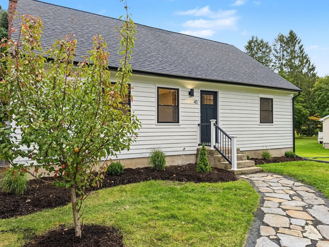 Photo of 45 Leverett Rd