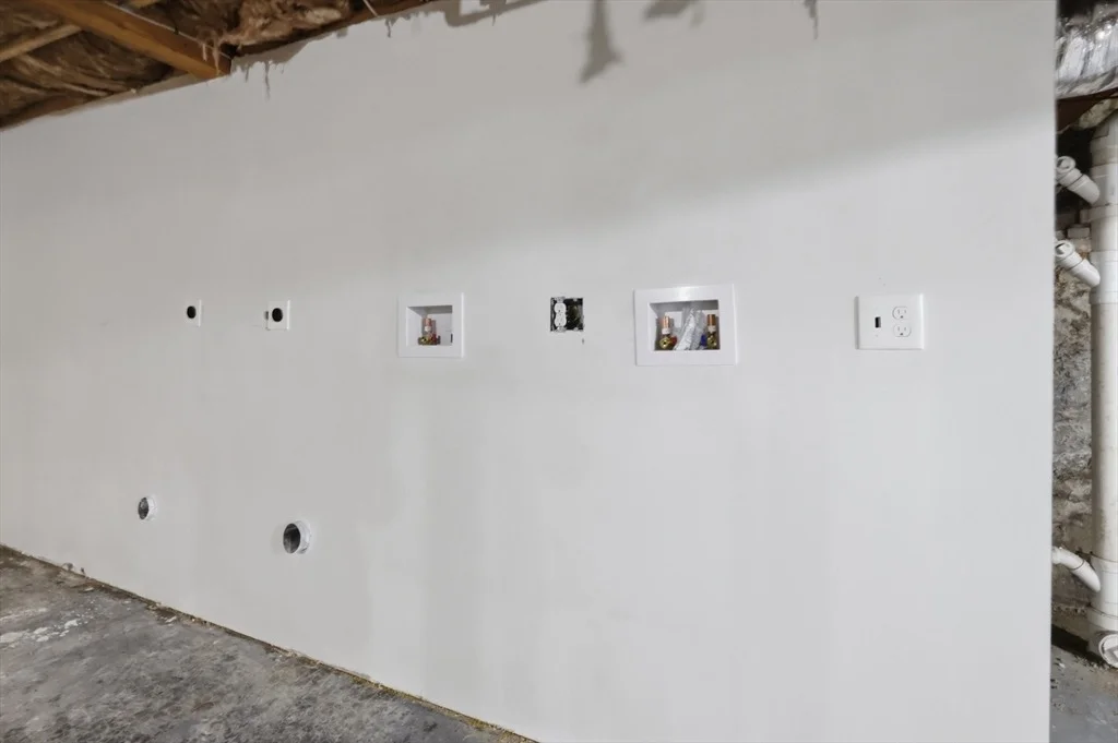 Photo of 489 Spring
