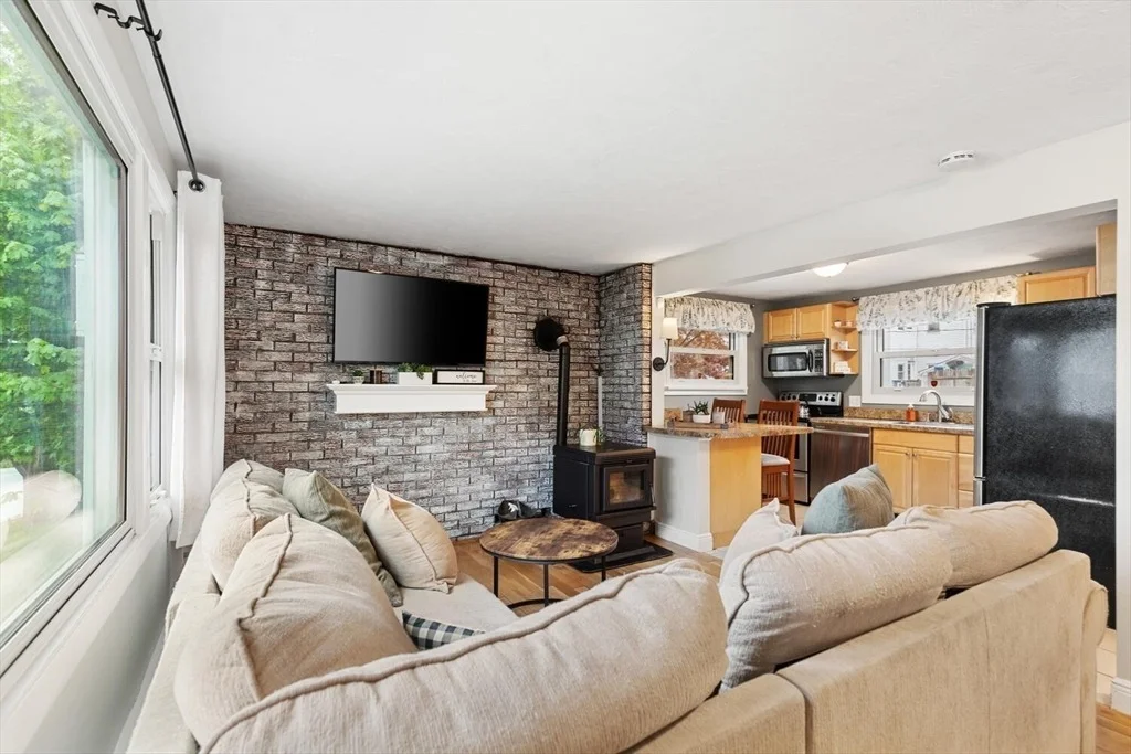 Photo of Unit 2 at 12 Wright St