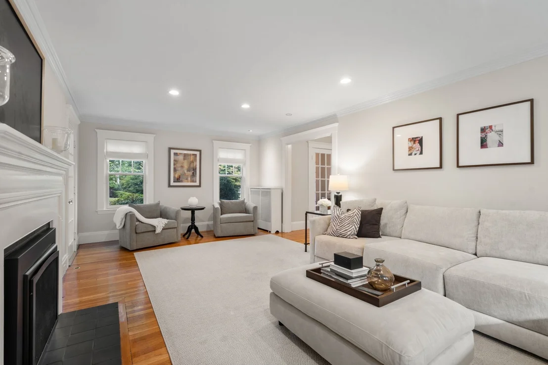Photo of 164 Common St