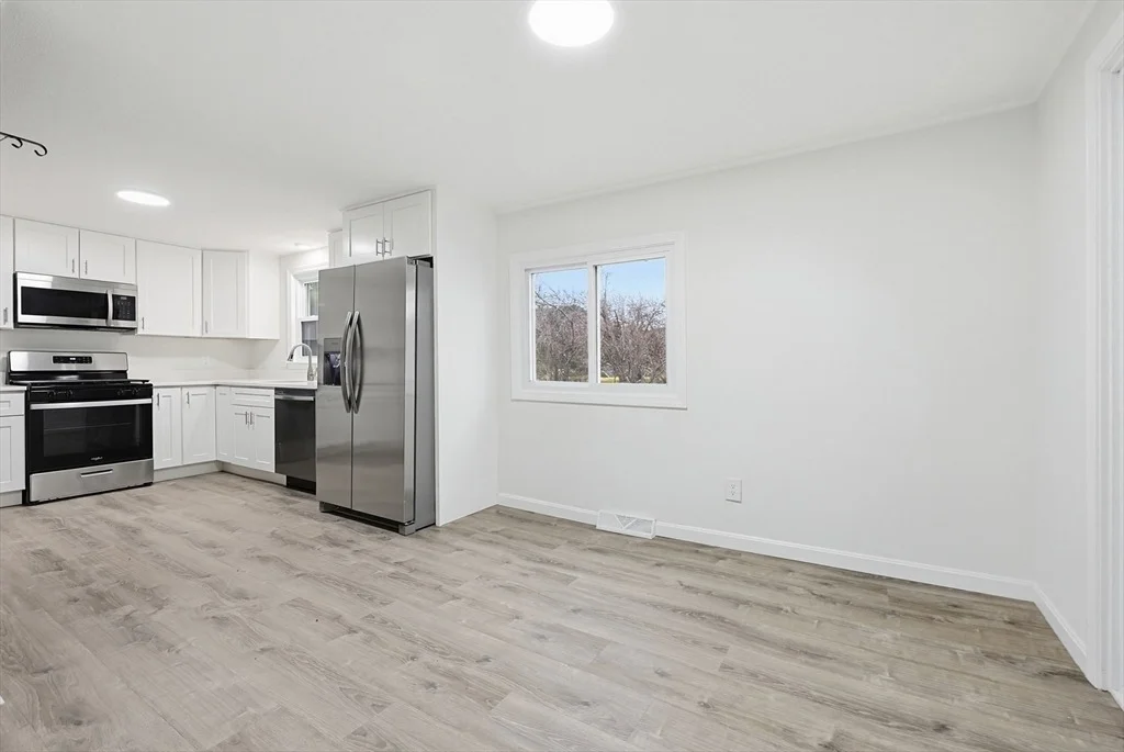 Photo of 58 Ray Ave