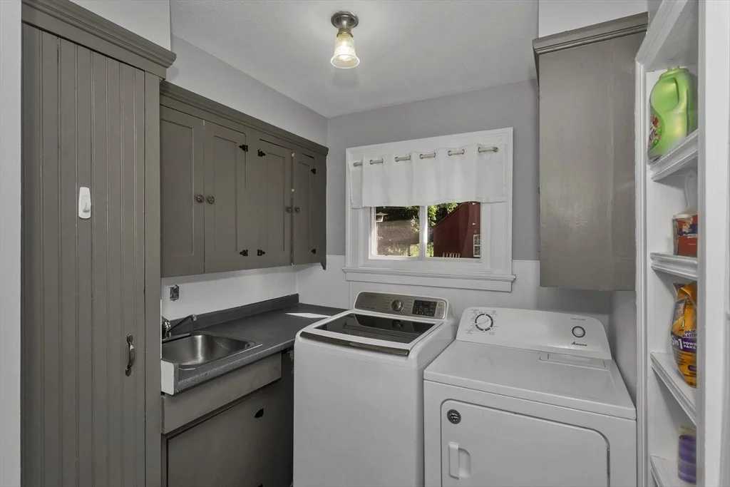 Photo of 138 Vining Hill Rd