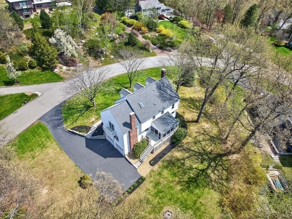 Photo of 294 Bear Hill Road