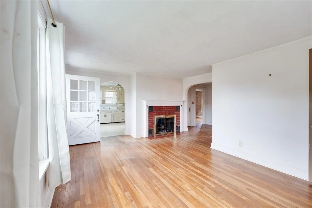 Photo of 39 Harold Ave