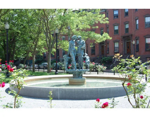 Photo of Unit 2 at 16 Worcester Square