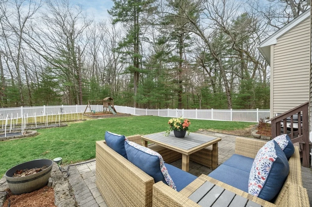 Photo of 16 York Cir