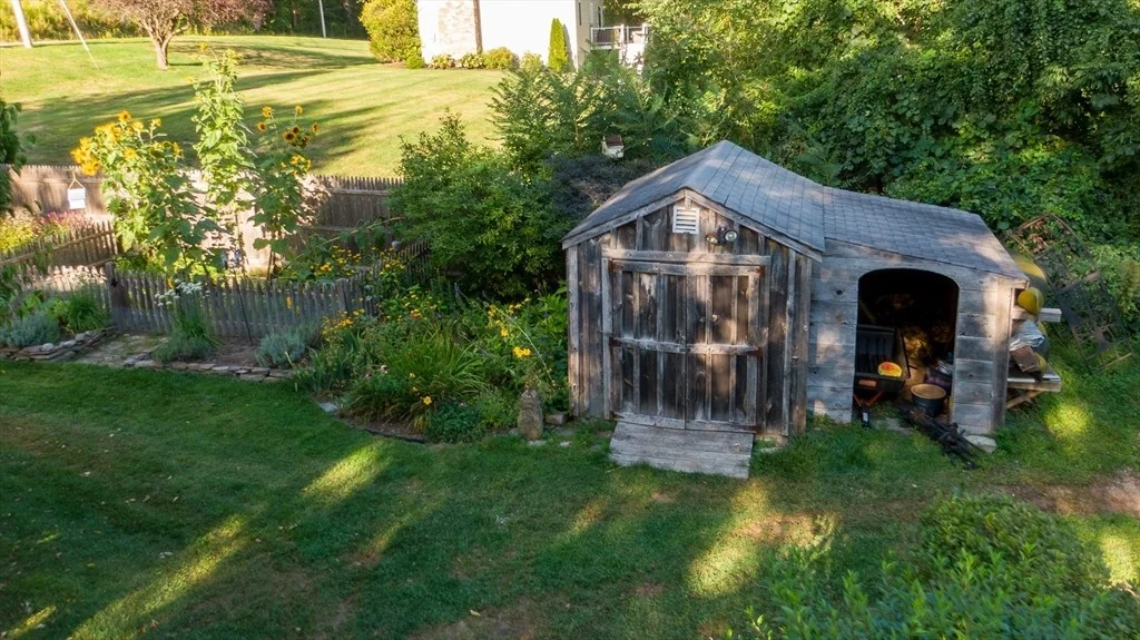 Photo of 298 Torrey Rd