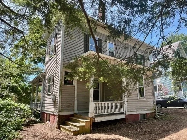 Photo of 107 Riverside Drive