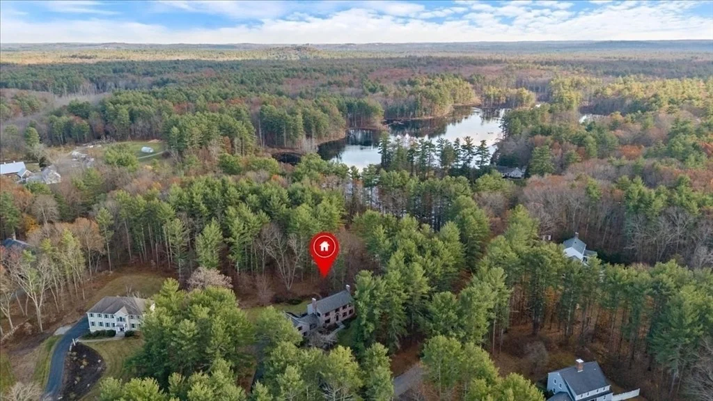 Photo of 50 Stonecleave Rd