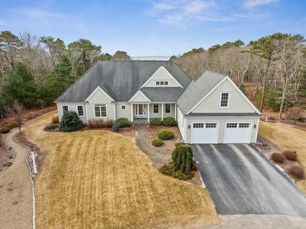 Photo of 10 Cliffs Road