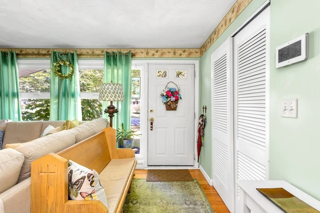 Photo of 232 Bates Rd