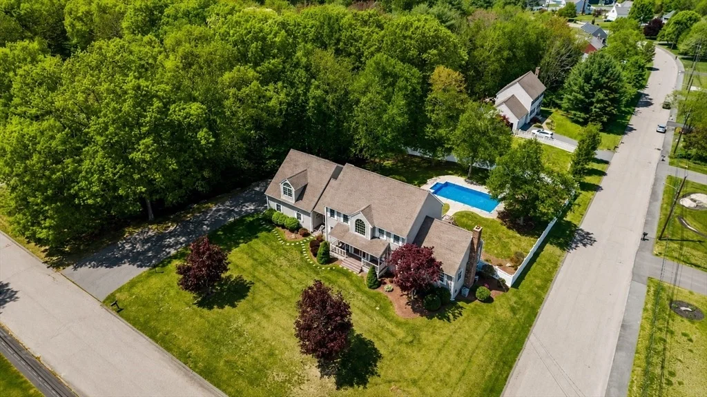 Photo of 7 Jocelyn Cir
