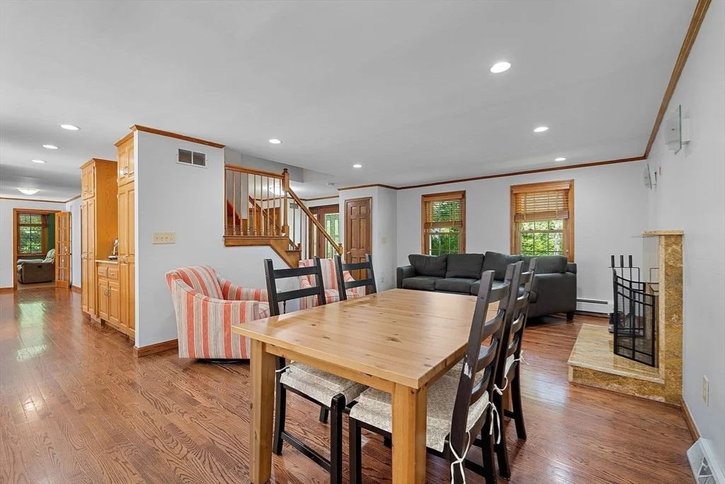 Photo of 4 Dix Rd