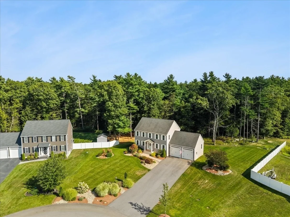 Photo of 32 Pocksha Dr