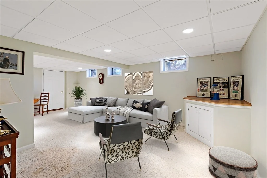 Photo of 120 Stonehenge Dr