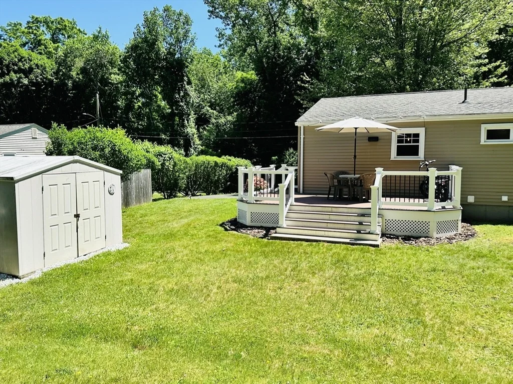 Photo of 170 Treetop Ave