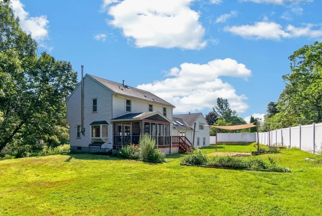 Photo of 6 Paddock Lane