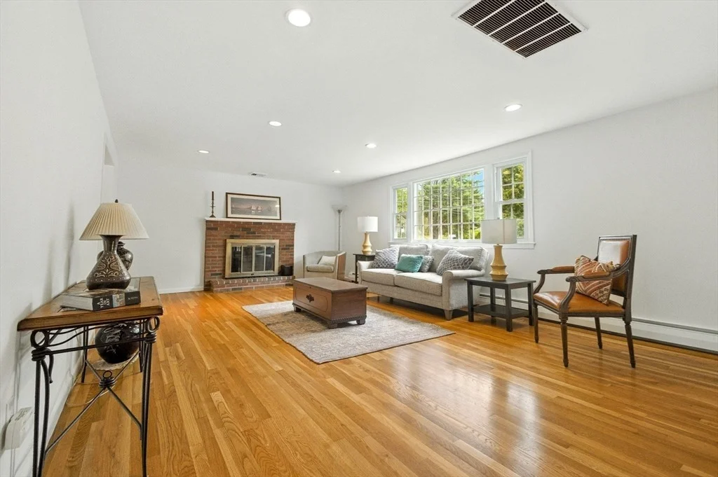 Photo of 5 Brookside Circle