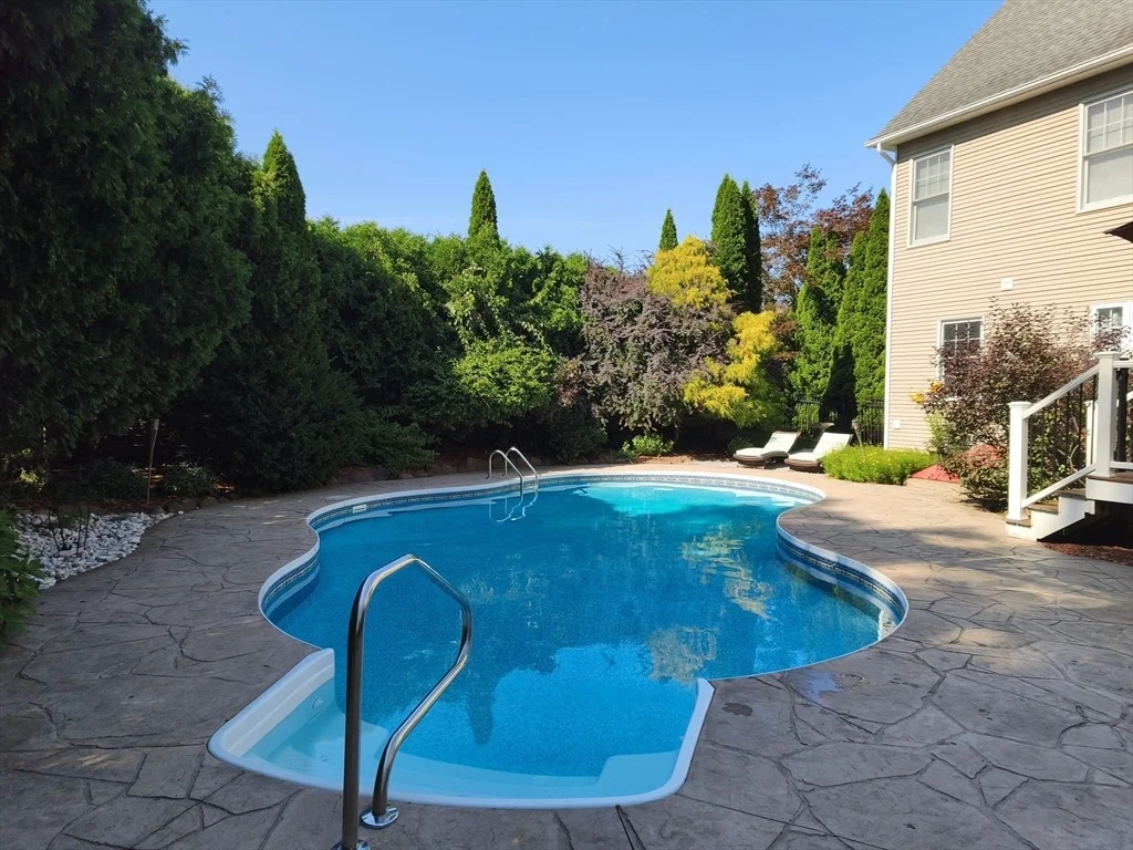 Photo of 140 Wildflower Cir