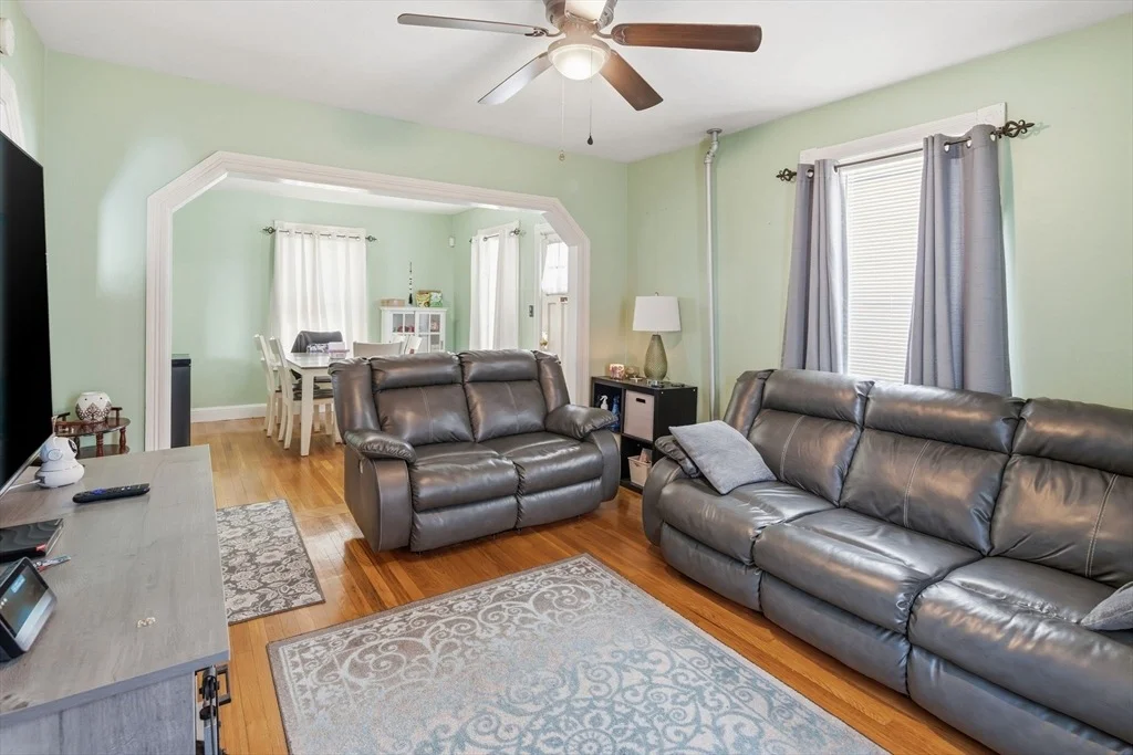 Photo of 83 4th Ave