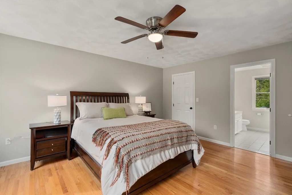 Photo of 16 Kings Row
