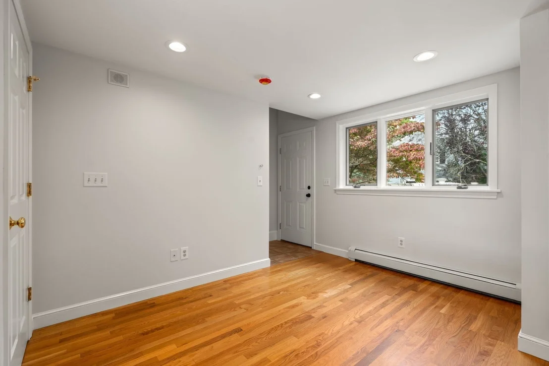 Photo of 358 Central Ave