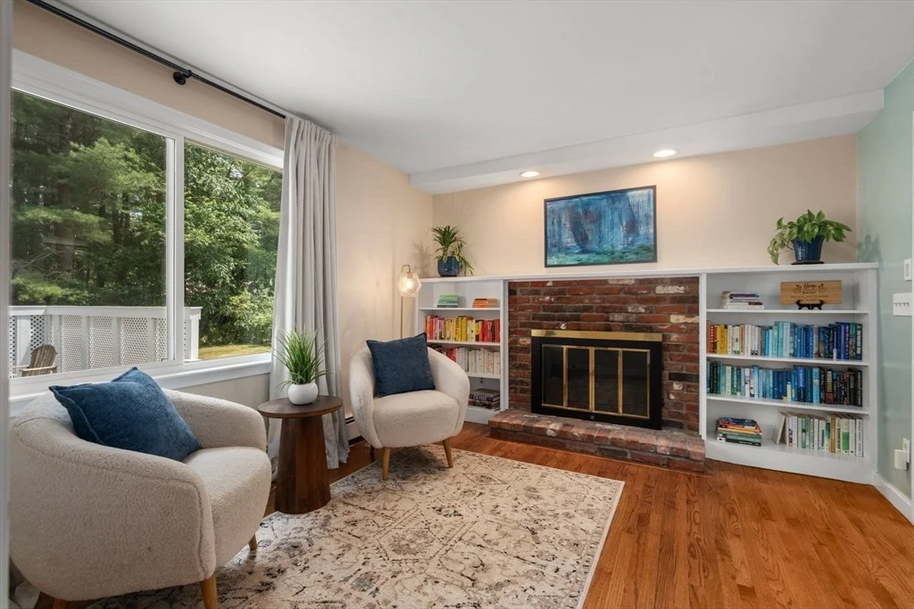Photo of 10 Steven Ln