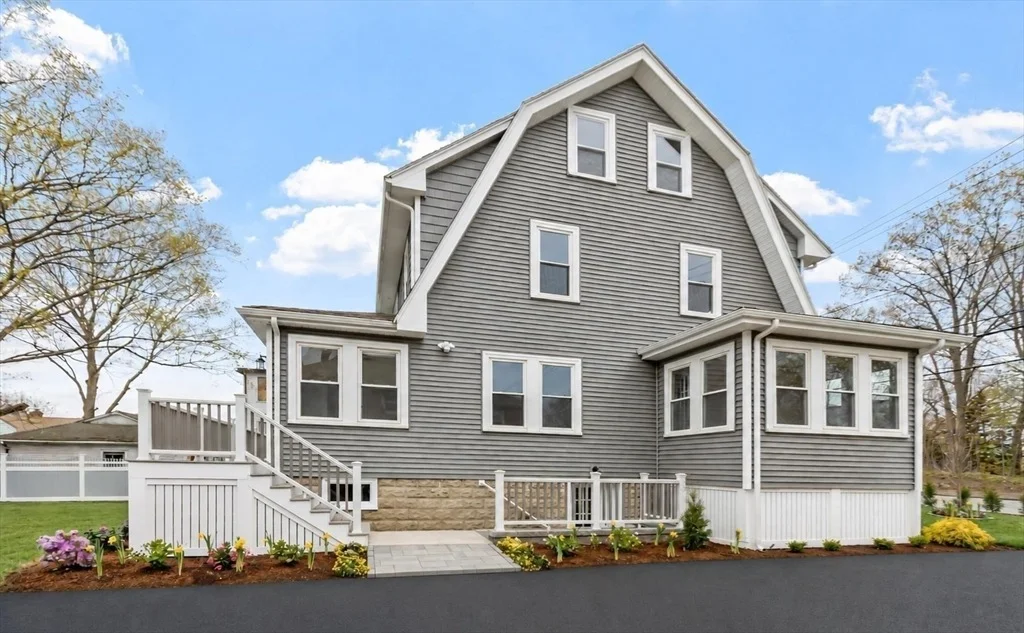 Photo of 329 Warren