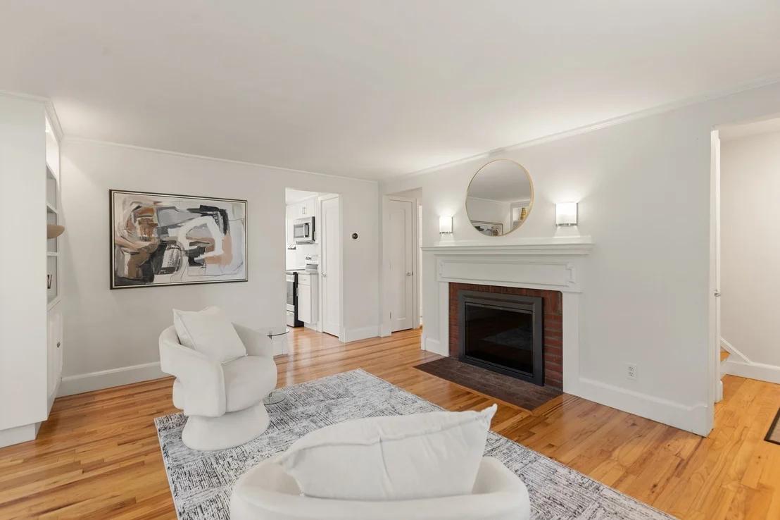 Photo of 11 Stratham Rd