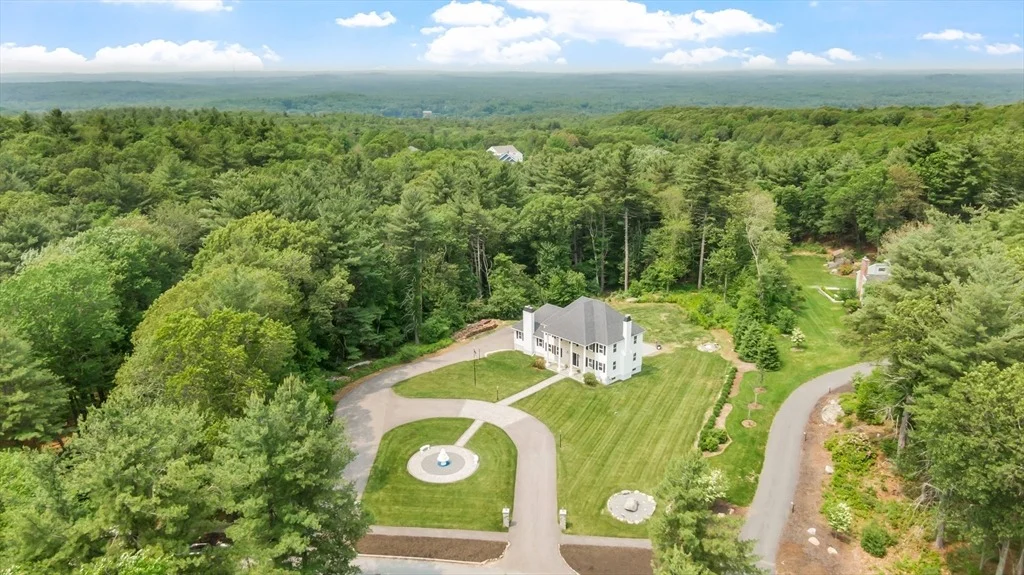Photo of 69 Carter Dr