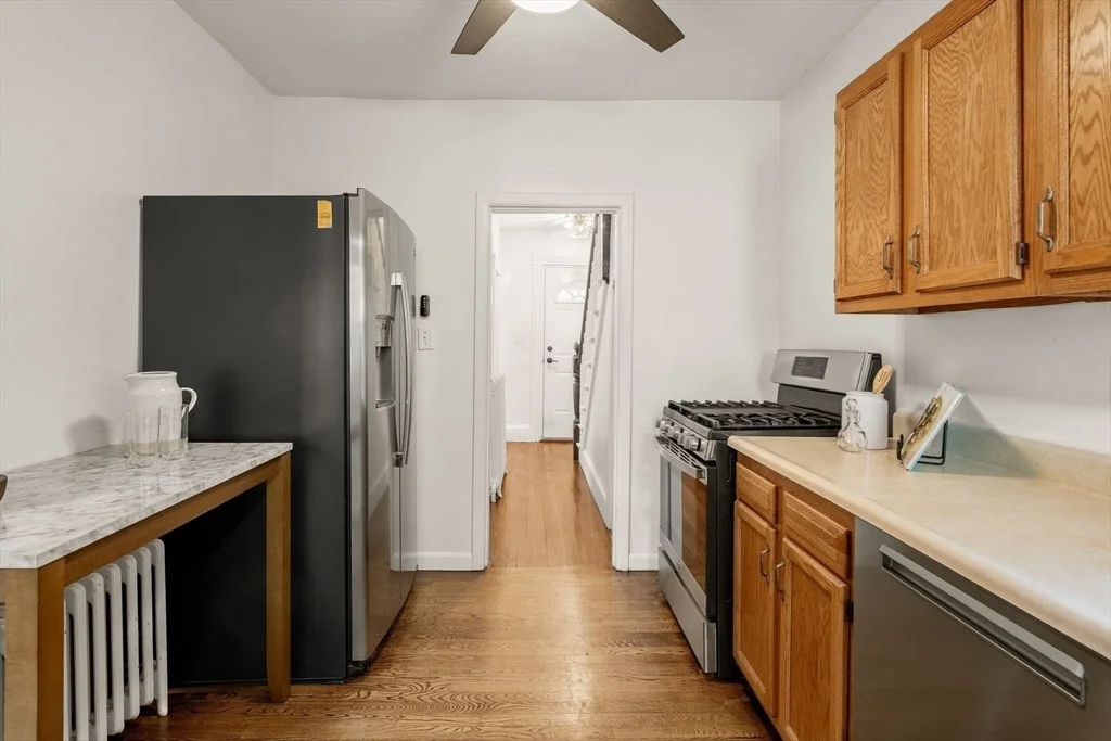 Photo of 53 Henderson St