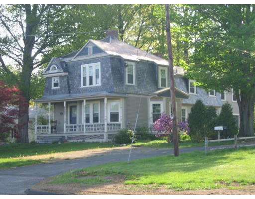 Photo of 179 Main St