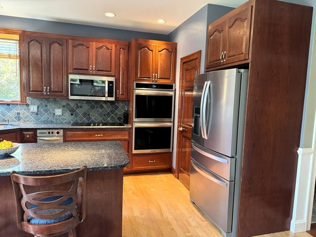 Photo of 165 Blackstone St