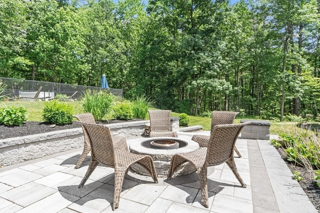 Photo of 189 Beaman Rd
