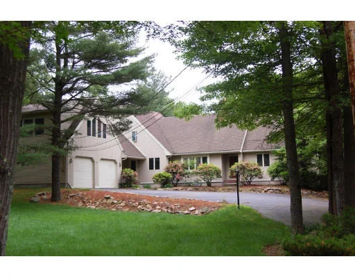Photo of 10 Crest Drive West