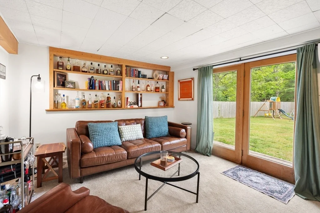 Photo of 9 Debbies Ln