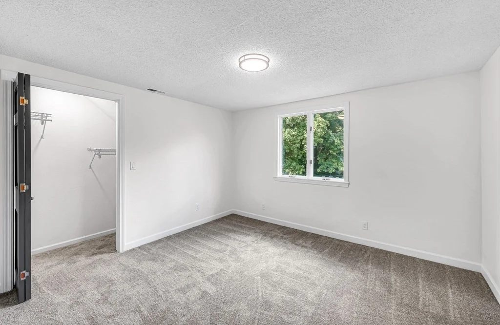 Photo of 115 Saint James Ave