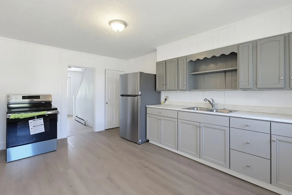 Photo of 2-8 Ross Ave