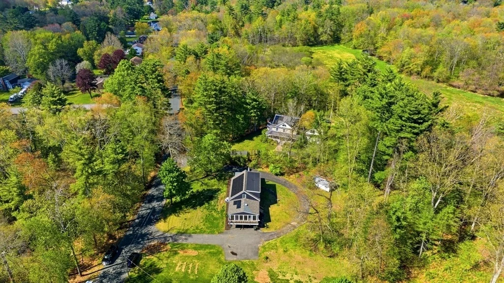 Photo of 77 Carmody Rd