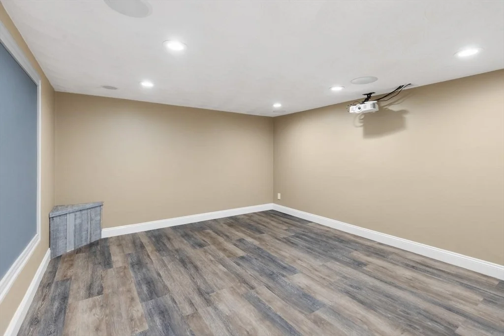 Photo of 53 Longhill Rd