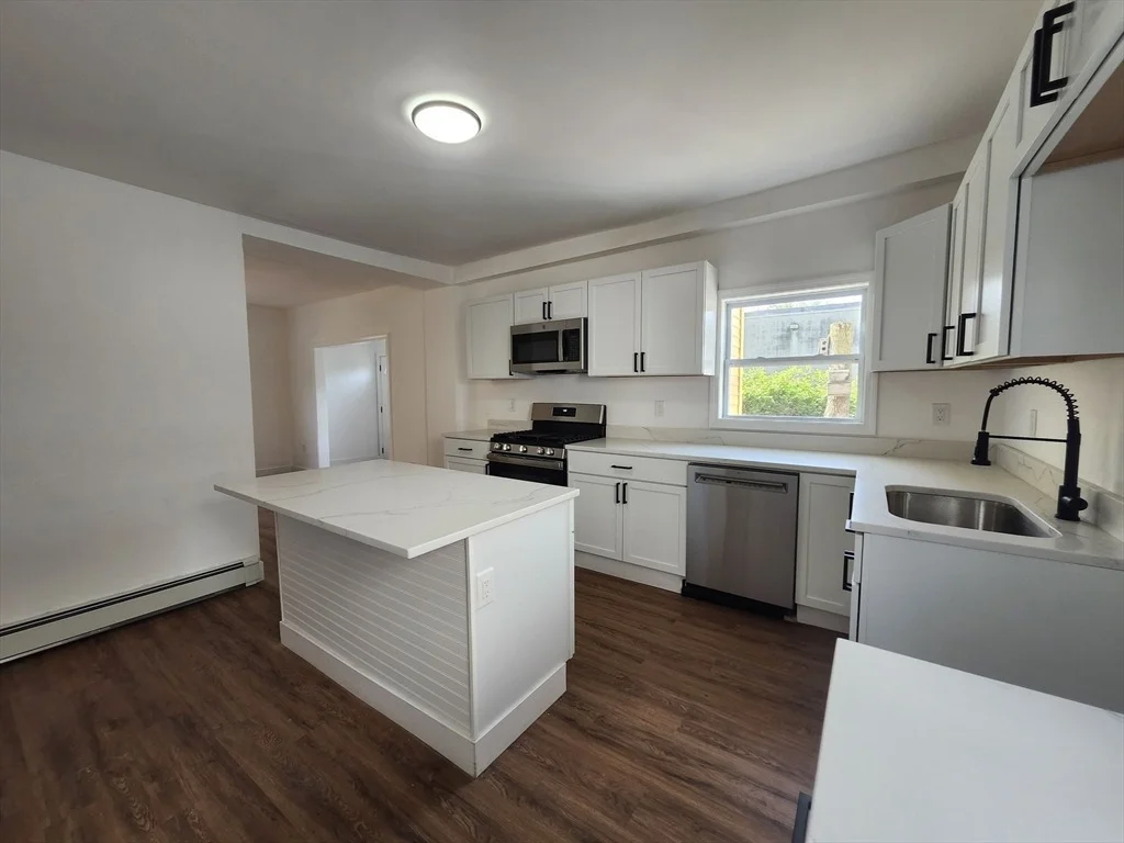 Photo of 15 Carter Ave