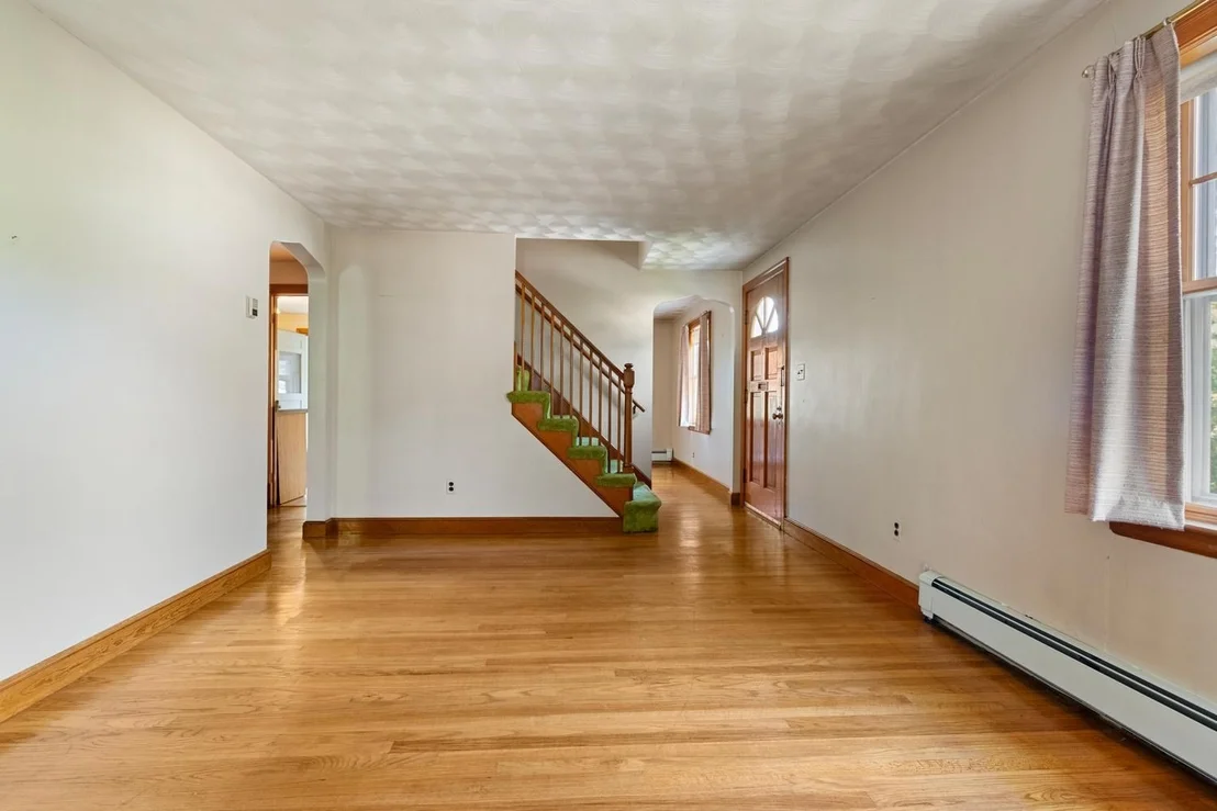 Photo of 40 Valentine Rd
