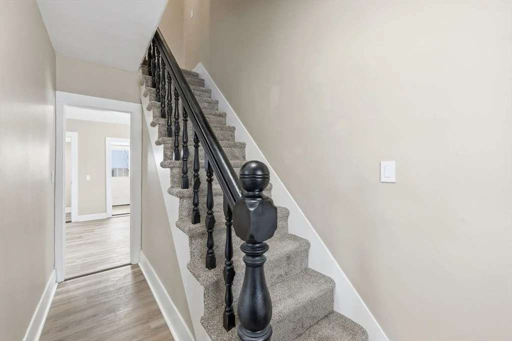 Photo of 29 Lowell Ave