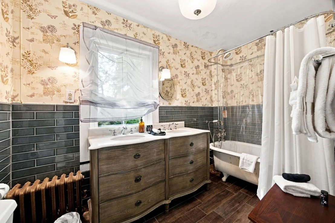 Photo of 21 Saint James Avenue