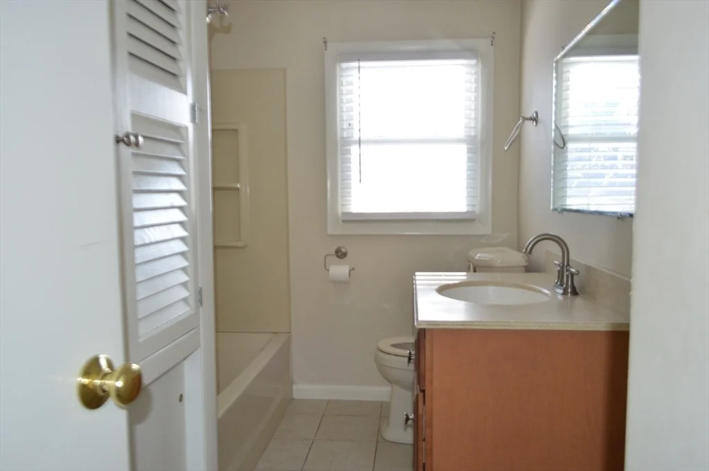 Photo of 40 Flora Road