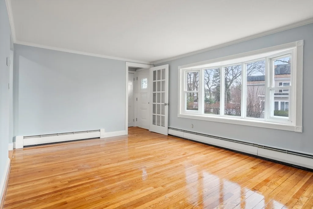 Photo of 5 Ballard