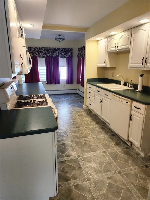 Photo of 39 Everett Ave
