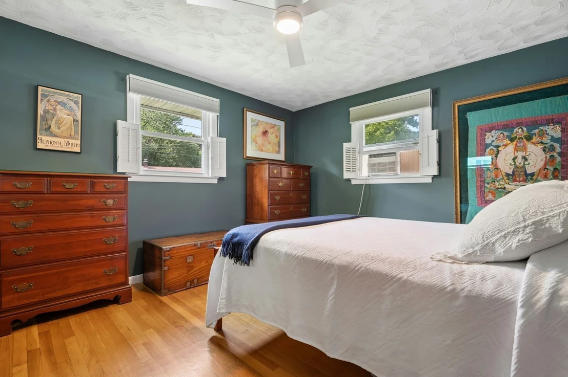 Photo of 11 Greybert Ln
